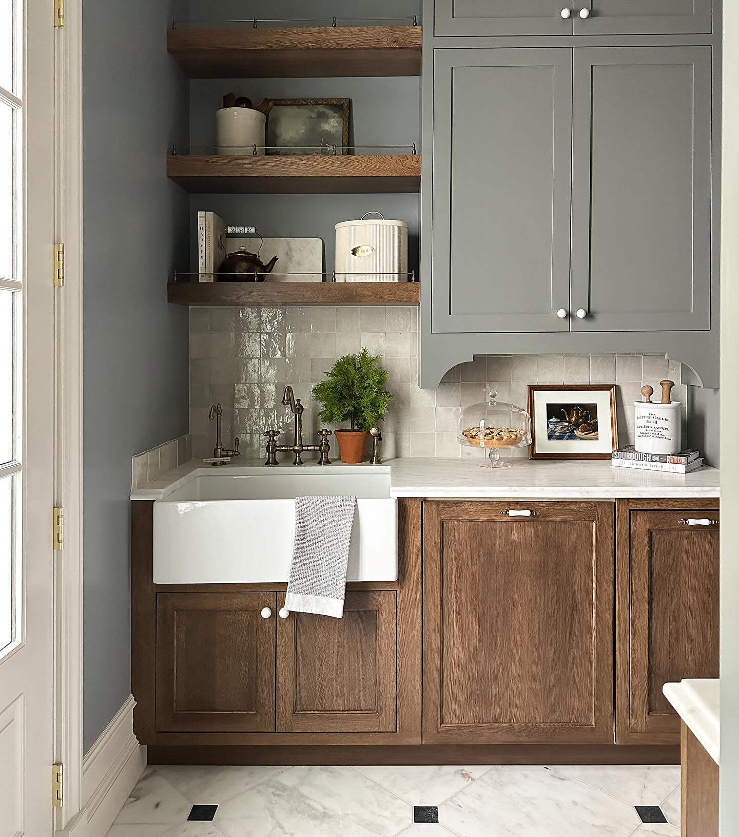 “Sacred spaces can be created in any environment.” – Christy Turlington

Every space has potential, whether it’s a grand room or a small, tricky area that needs a little imagination. Sometimes those unexpected spaces end up becoming the most rewarding to design.

What’s been the most unconventional space you’ve worked on?

Design: @ashleywebbinteriors